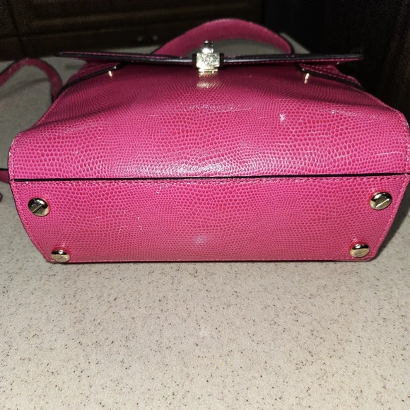 HENRI BENDEL Pink Handbag, Pink Snake Skin Purse, Some Peeling, See Pics - Picture 2 of 9